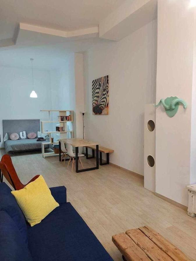 Apartment Claveles By Lets